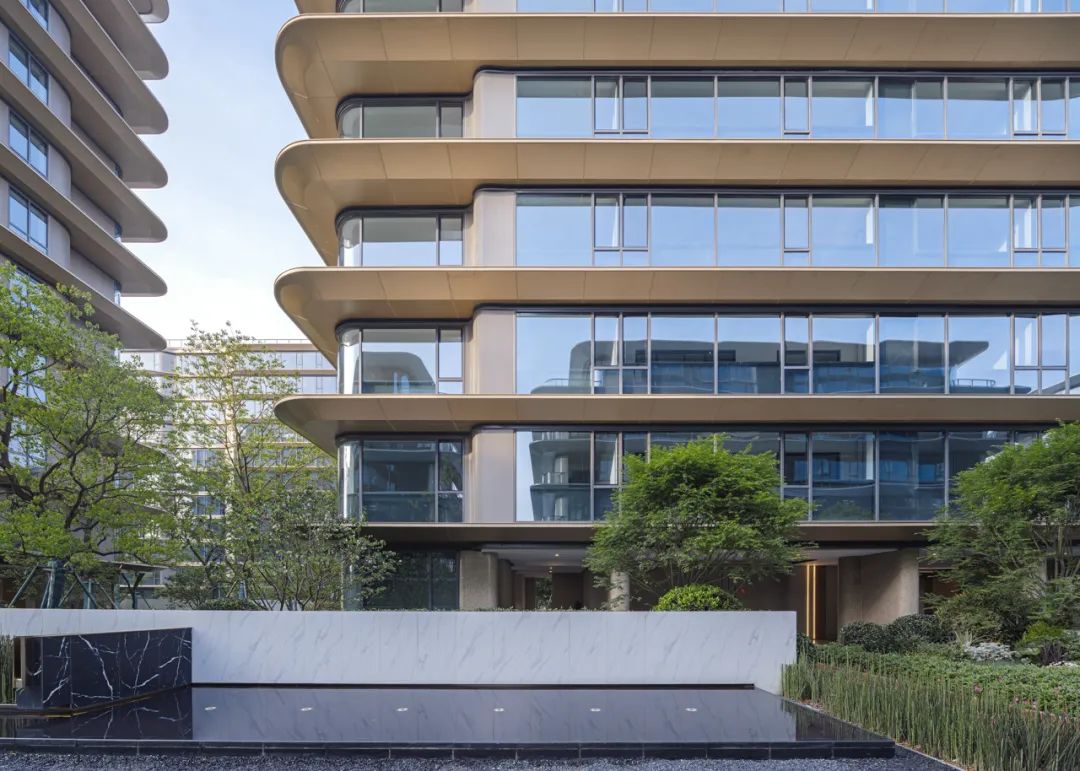 住宅立面：“玻璃幕墻、高級感”的幾種做法（一）。